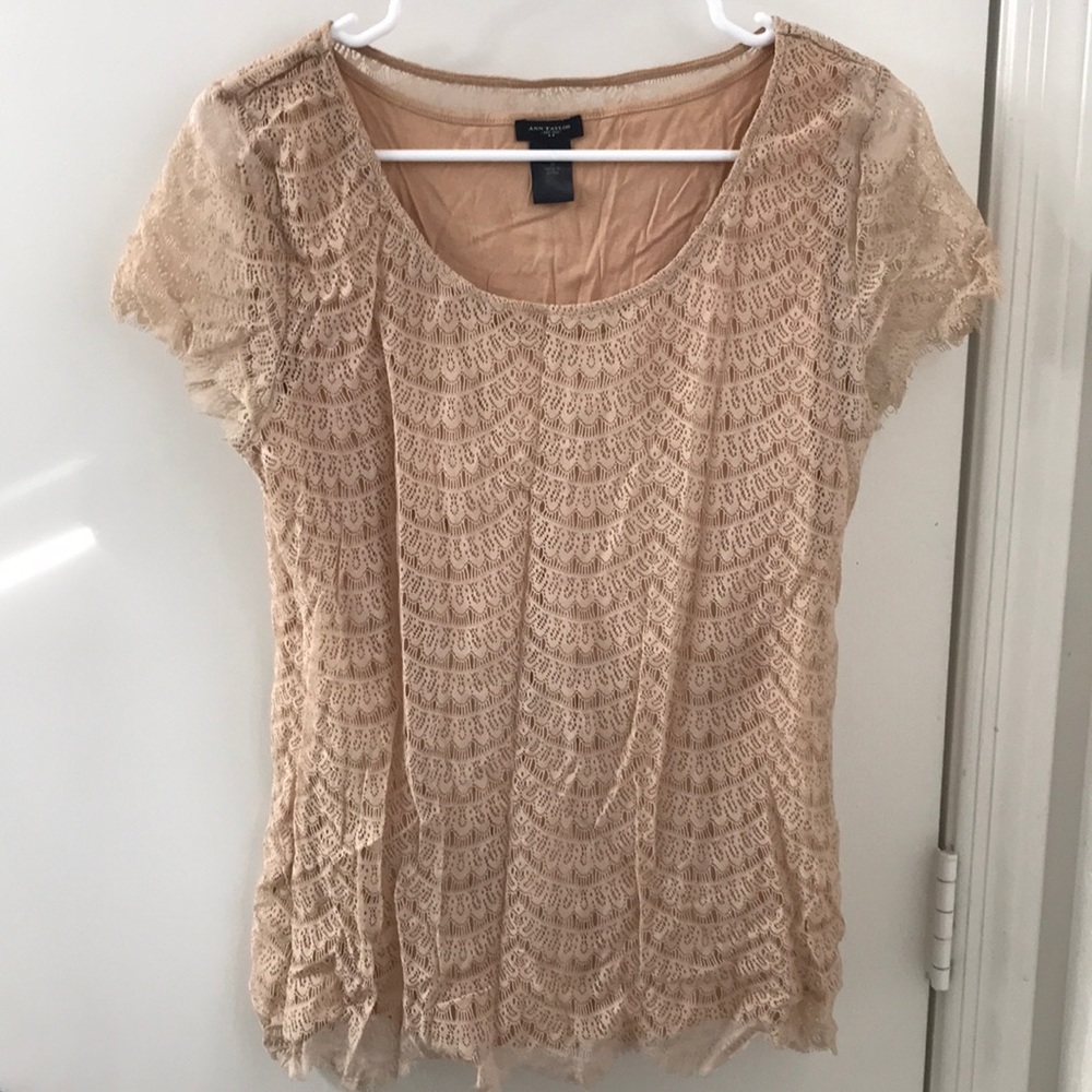 Lace top perfect for any event